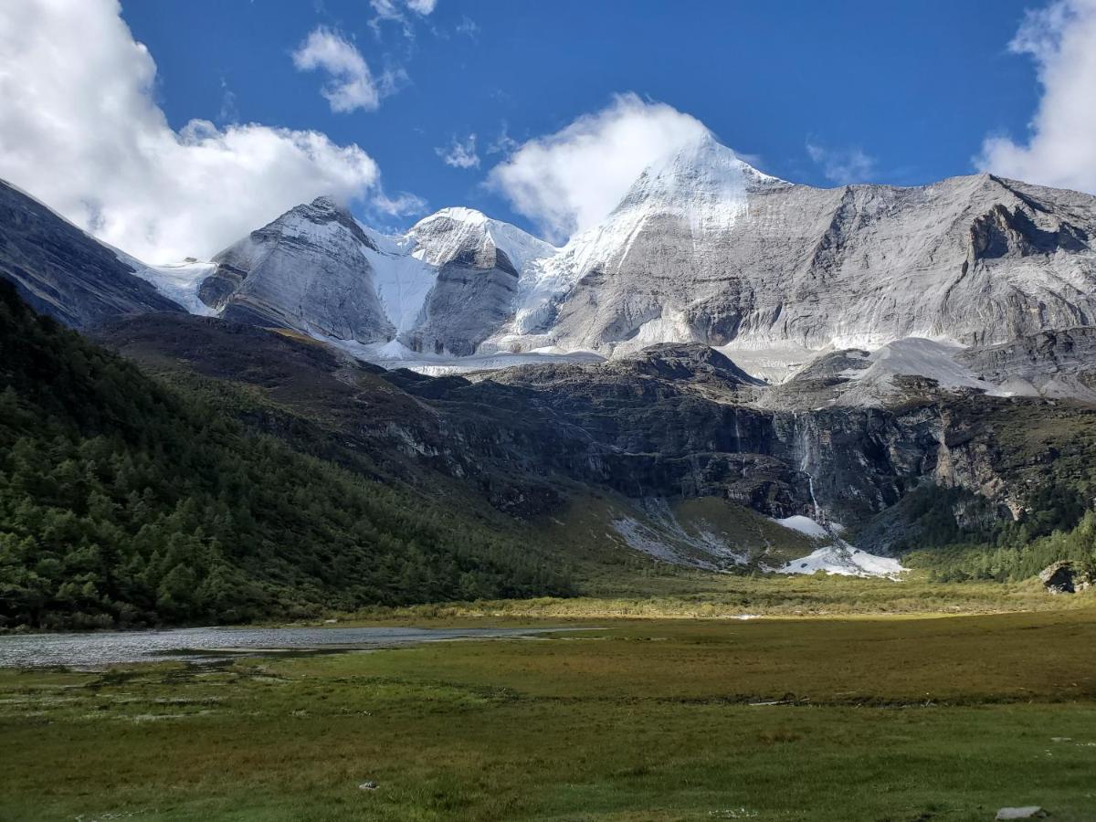 Masherbrum Outdoor Travelling Hostel Chengdu Exterior photo